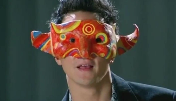 成龙新警察故事吴彦祖面具叫什么名?