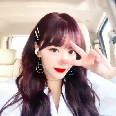 "孔雪儿头像.拿图dd.二传明注川渝小辞.