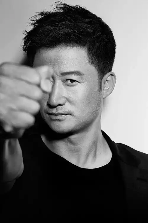 吴京是如何逆袭的