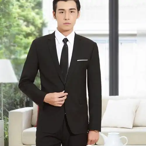 伴郎西装要怎么搭配伴郎服是自己准备还是新人准备