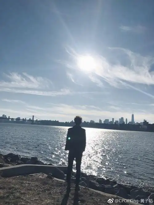 [黄子韬][分享]180205 黄子韬sns暴风更新 与易烊千玺调皮互撩