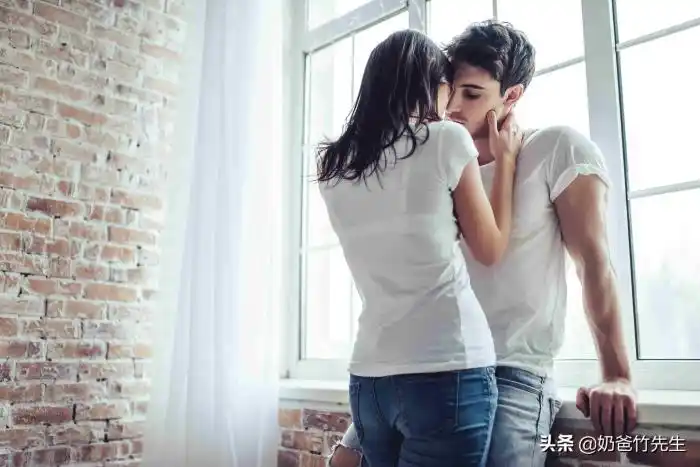 身体接触亲密程度排行如果多些这5种亲密的身体接触