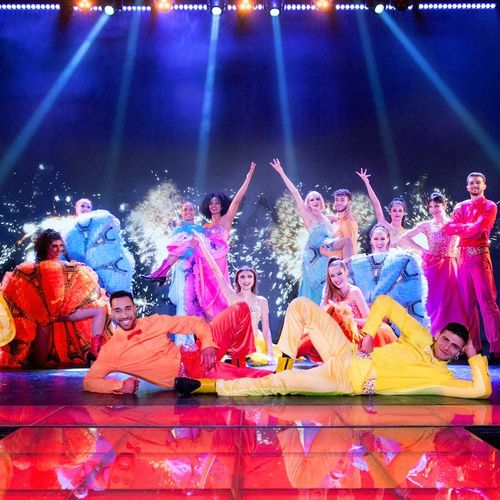 [巴黎拉丁天堂表演秀-演出门票 餐饮]含餐19点30分场提前15分钟