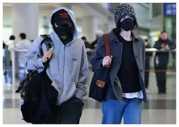 穿着_黑色_传奇