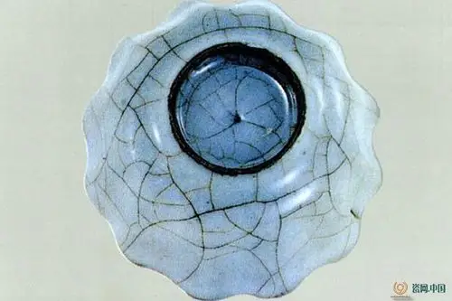 宋官窑瓷器底足之美