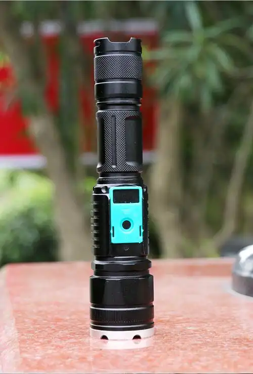 跨境爆款led手电筒 户外强光照明锂电池usb充电多功能t6战术手电