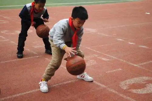 其它 行知小学–篮球兴趣班 写美篇篮球(a1)  上课时间:11月4日  本期