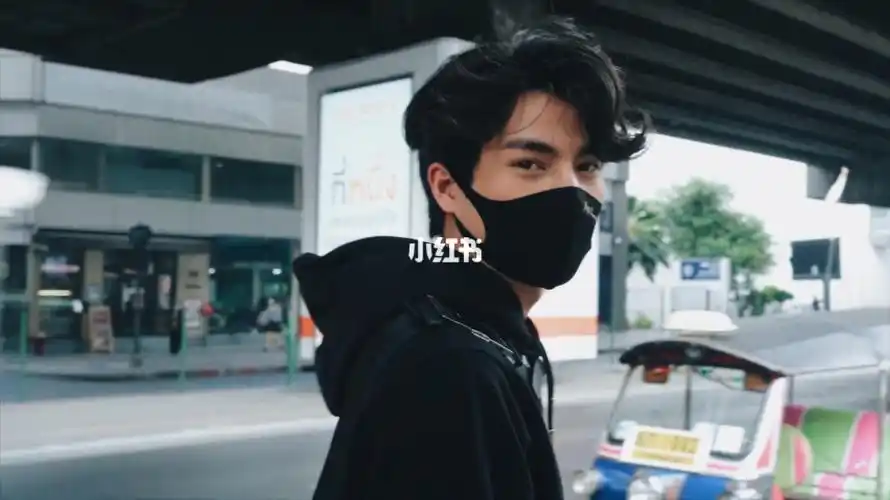 这个小朋友叫gulfkanawut.