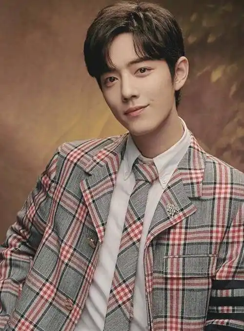 相信大家都异口同声地说出同一个名字,那就是"肖战"