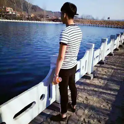 好看帅气的背影头像