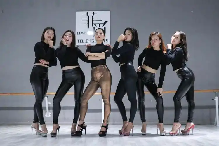 广州成人ds领舞价格_ds酒吧领舞培训哪家好_广州菲尚舞蹈培训-淘学