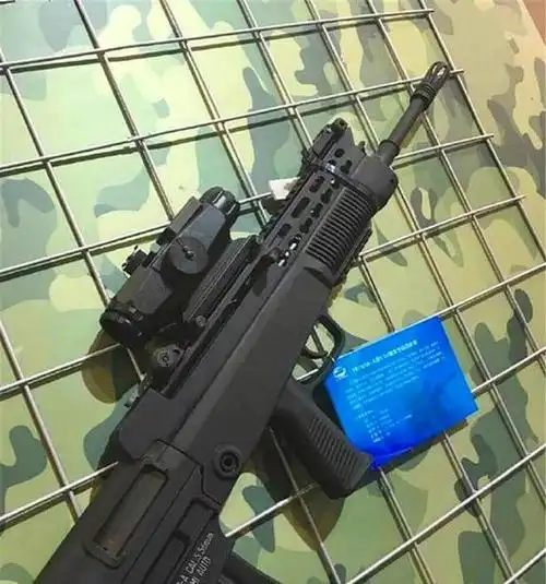 九五式自动步枪要退休了解放军的新步枪已定将在明年阅兵亮相