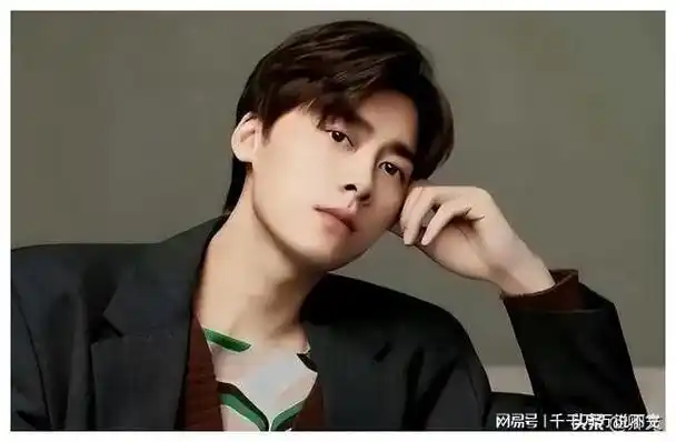 受伤最深的竟然是杨紫|军校|军训|关晓彤|王思聪|李易峰|战争法|女