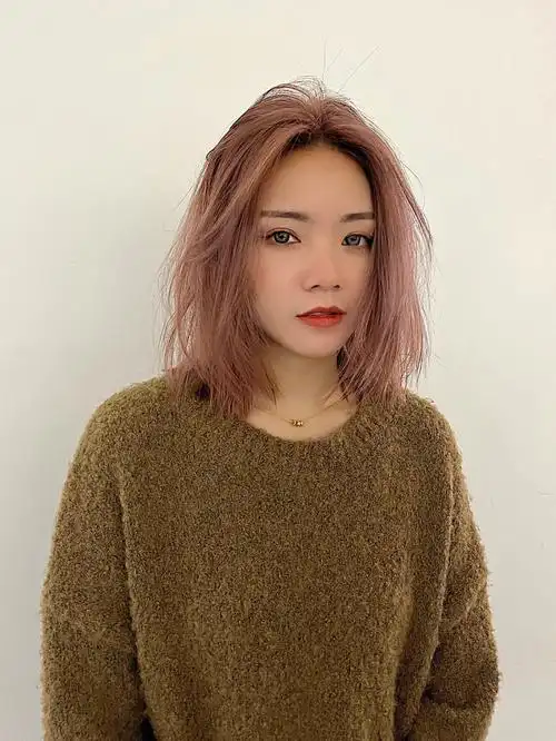 粉棕色粉色超a发型