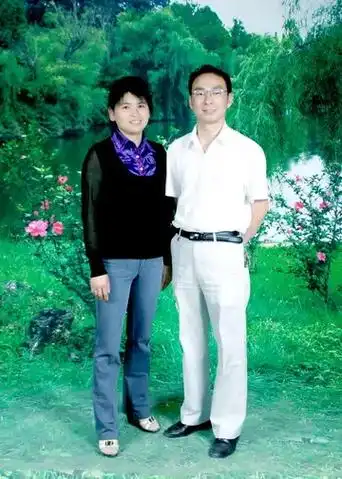 这就是我的幸福生活,相濡以沫,风风雨雨就这样走过来,你心里有 - 抖音