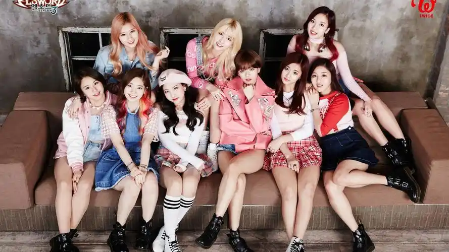 18m上传时间:2020-06-16壁纸标签:twice韩国女团明星风尚壁纸封面图