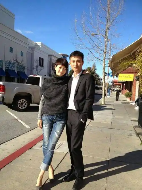 马伊琍真的了不起,每年都陪文章回老家过年