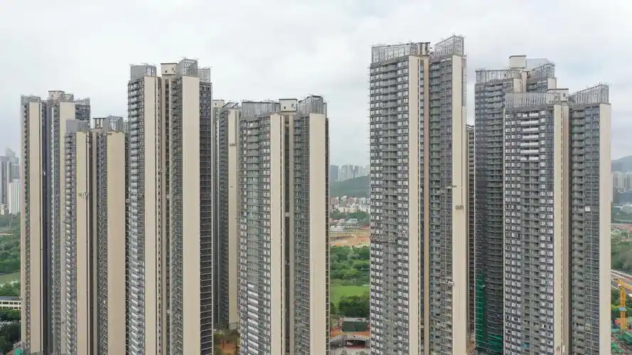 深圳华富村棚改2400名工人冲刺收尾_房产资讯_房天下