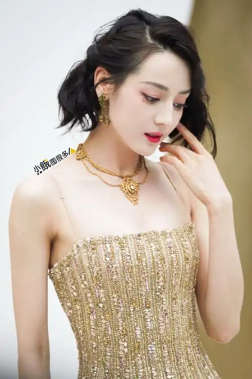 迪丽热巴生图#20211014#迪丽热巴吊带金色鱼尾礼服#迪丽热巴高清图集