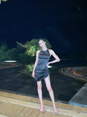 韩国"最美颜值"潘南奎,体重仅仅49千克,好身材全靠运动啊