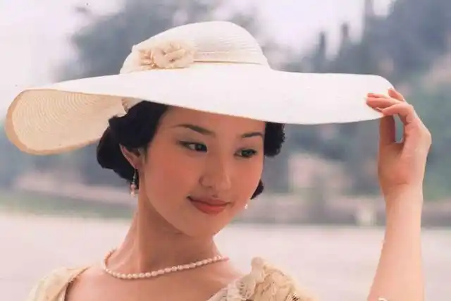 金粉世家为什么金燕西最后向白秀珠求婚她反而拒绝了