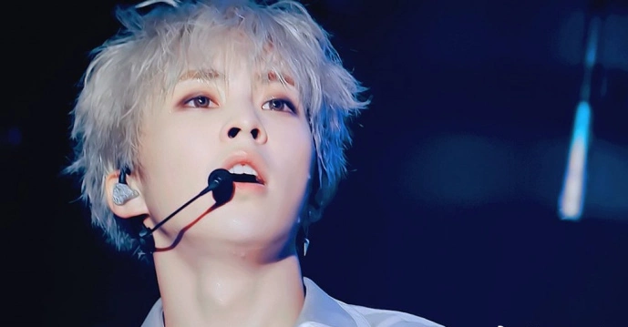 exo分享191021公认的超适合银发的男爱豆我们童颜妖精的颜值实力