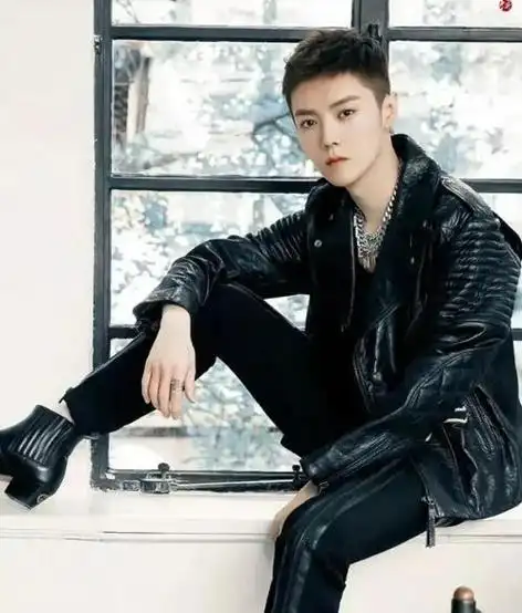 鹿晗惊艳亮相gucci大秀!突破自我换发型,寸头尽显时尚态度!