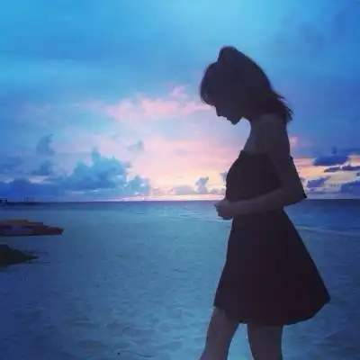 2020海边女生头像图片大全 总有那么一天是好的