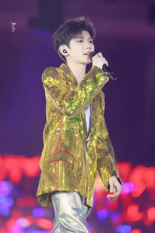 王源 六周年演唱会