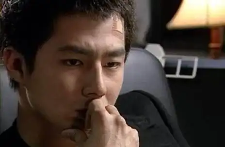 赵寅成:全智贤心中男神,却惨遭金敏喜抛弃,如今41岁仍孤身一人