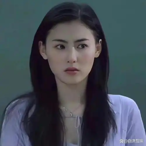 张柏芝颜值巅峰时期,怪不得女明星都怕跟她合影!