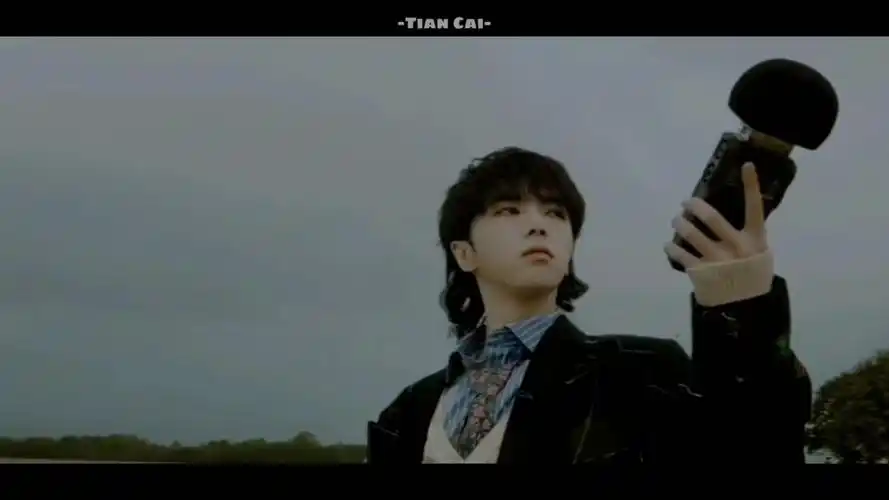 用夜的第七章打开华晨宇的清秀神仙颜值华晨宇新世界原创视频禁止一切