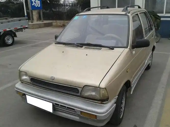 临沂2000年7月奥拓香槟色手动挡