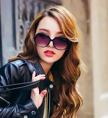 欣赏这几款女生的弧形刘海发型吧