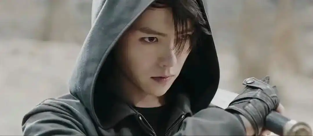 沙海肖宇梁饰演的张起灵雪山回眸太绝了