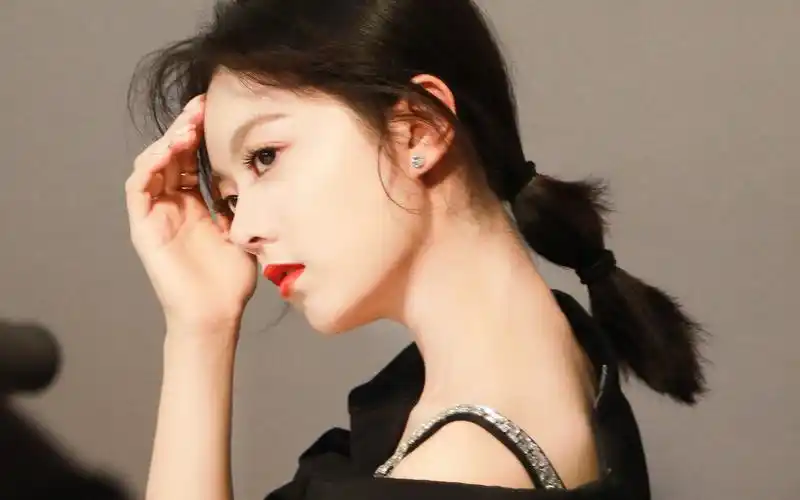 赵今麦酷美性感高清桌面壁纸