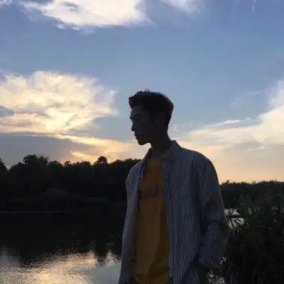 帅气男生成熟魅力头像