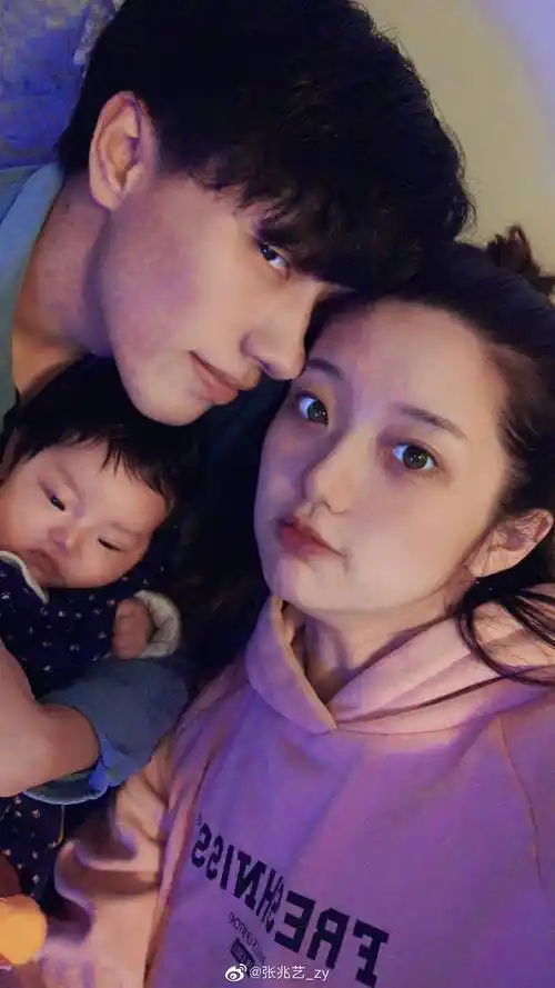 《快乐星球》中冰柠檬扮演者张兆艺官宣二胎:以后一家四口咯_优优