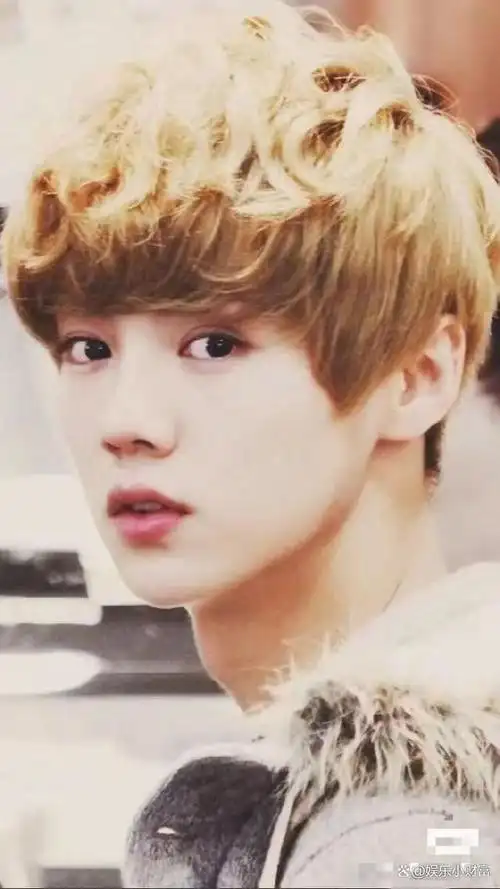 事实证明被一张照片戳穿尴尬的鹿晗早已走上了另一条道路