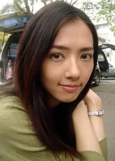 长期素颜皮肤会变好吗(长期涂素颜霜会对皮肤不好吗)