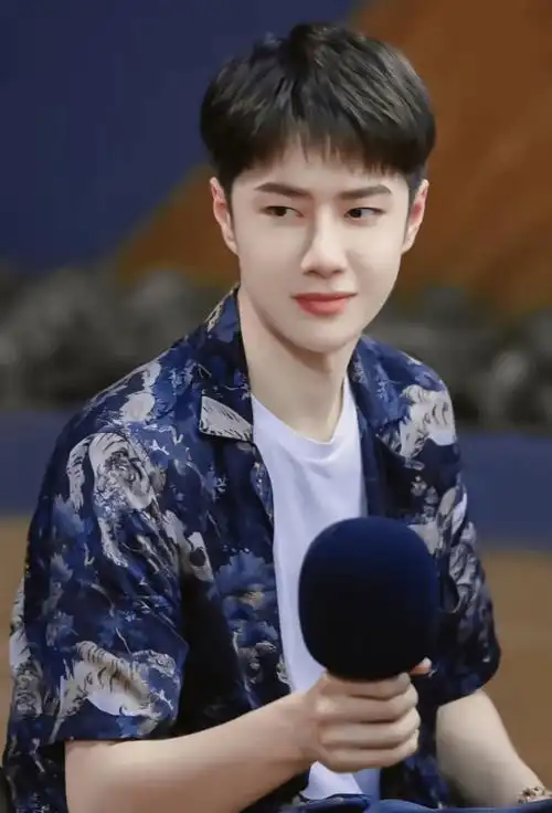 错过《野蛮生长》后,王一博疑似接触新资源,女主咖位不输赵丽颖