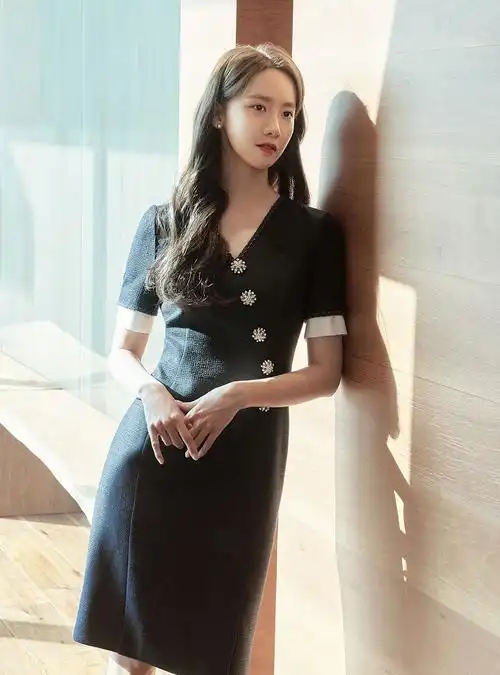 jigott代言人林允儿春季宣传画报