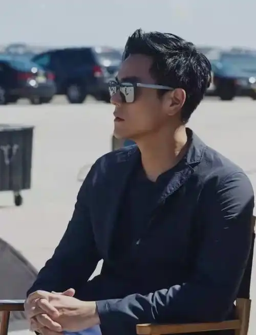 彭于晏为演艺事业倾尽一切的男人