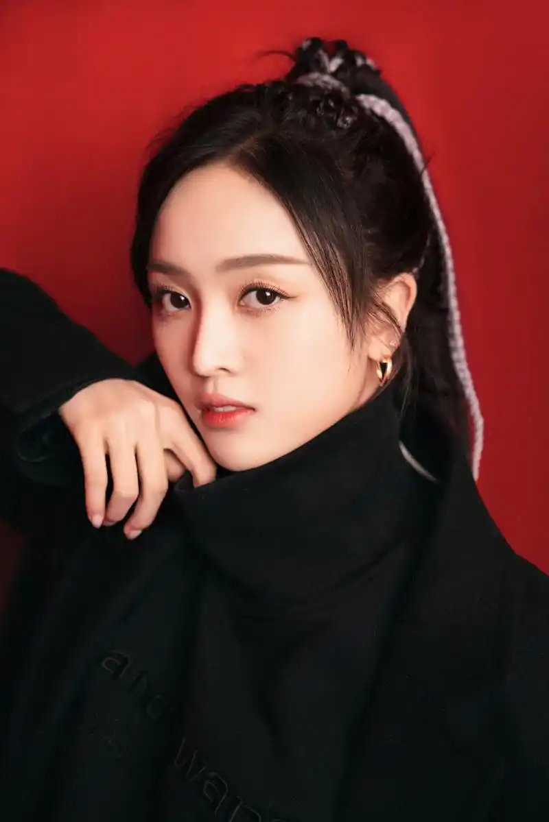 明星写真美图|吴宣仪