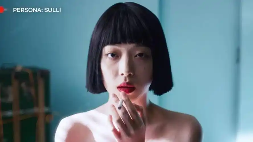 而这部剧的开播日期4月8日,是钟铉的生日.