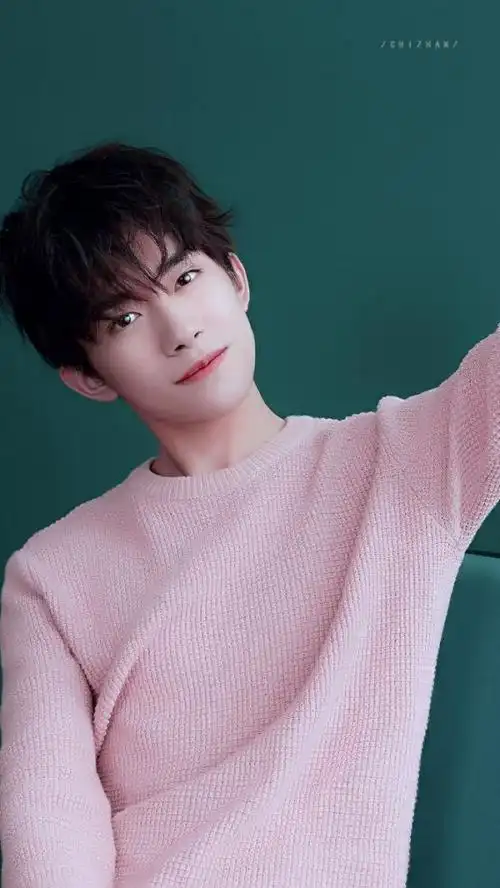 易烊千玺最帅单人照 疯狂心动_明星图片_我要个性网