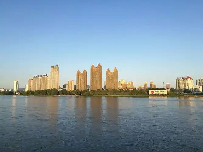 吉林市松花江之临江门江畔