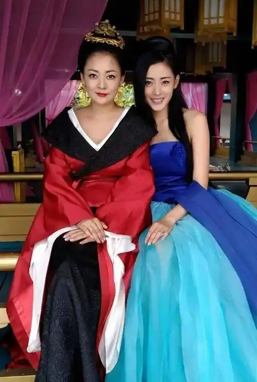 爱情|杨若兮|张天爱|盛一伦|电视剧导演|实力派演员_网易订阅