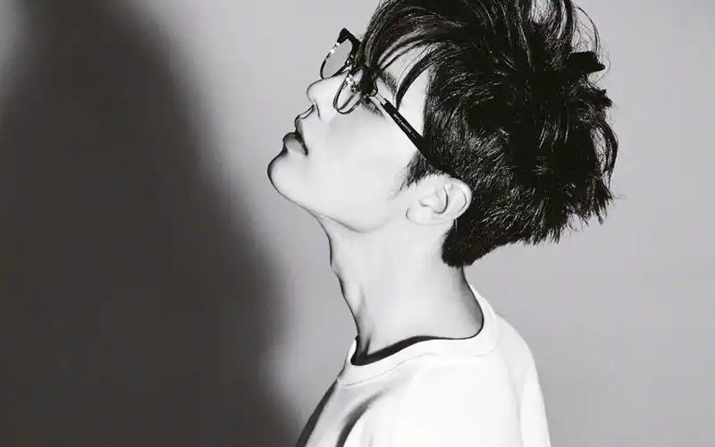 肖战超帅写真图片桌面壁纸高清大图预览1920x1200_大陆明星下载_美桌