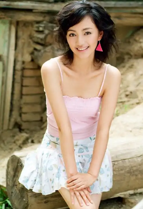 罗海琼个人资料(罗海琼:从舞蹈到演戏事业成功,37岁嫁给华谊总裁生两